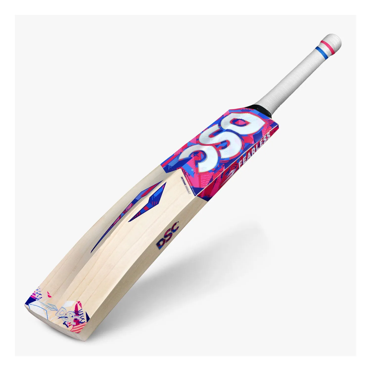 DSC cricket bat English willow Intense Assault S-4, front view